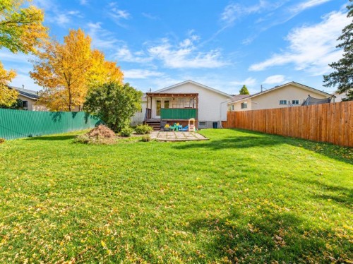 150 N 250 W, Raymond, AB 