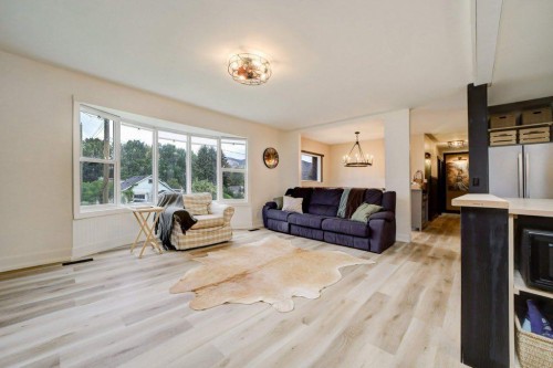 609 230 Street, Hillcrest, AB 