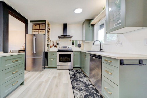609 230 Street, Hillcrest, AB 