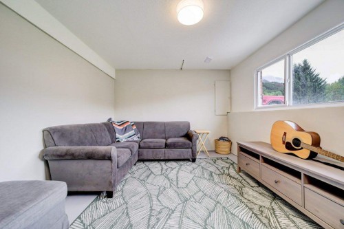 609 230 Street, Hillcrest, AB 