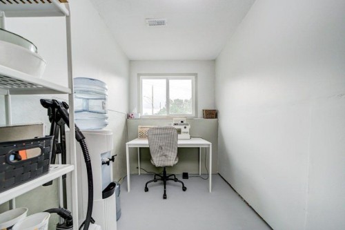 609 230 Street, Hillcrest, AB 