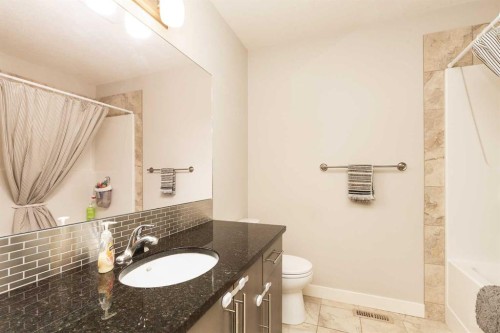 117 Northlander Bend West, Lethbridge, AB 