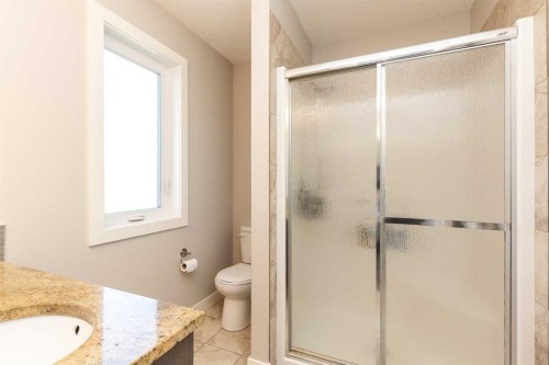 117 Northlander Bend West, Lethbridge, AB 