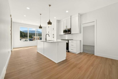 8602 25 Avenue, Coleman, AB 
