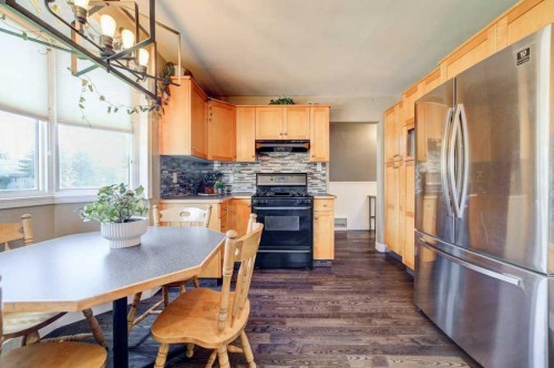 430 Dieppe Boulevard South, Lethbridge, AB 