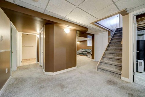 430 Dieppe Boulevard South, Lethbridge, AB 