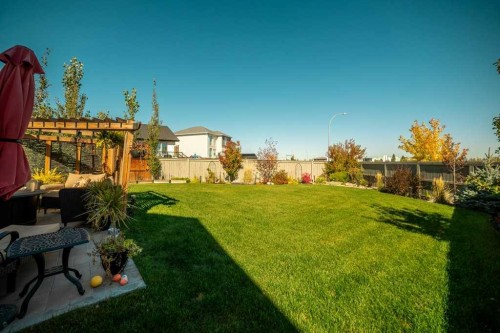 4621 26 Avenue South, Lethbridge, AB 