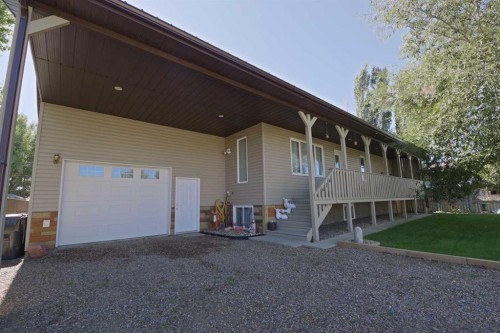 614 3 Street North, Grassy Lake, AB 