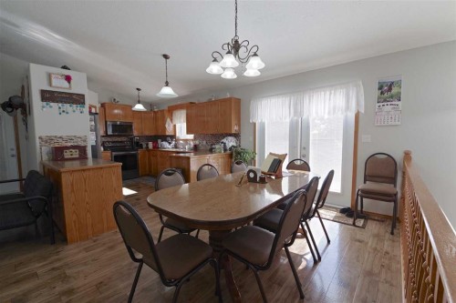 614 3 Street North, Grassy Lake, AB 
