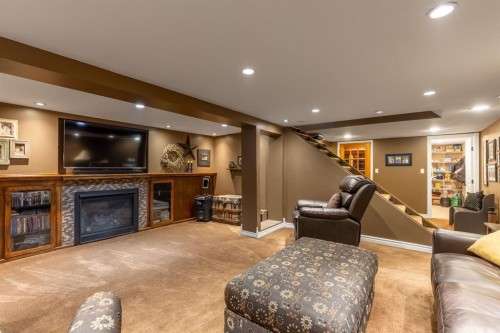 339 2 Avenue East, Cardston, AB 
