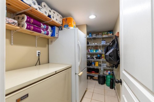 339 2 Avenue East, Cardston, AB 