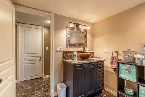 339 2 Avenue East, Cardston, AB 