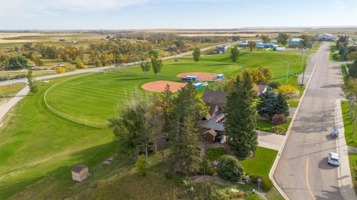 339 2 Avenue East, Cardston, AB 