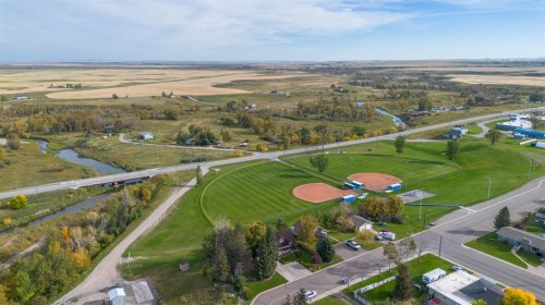 339 2 Avenue East, Cardston, AB 