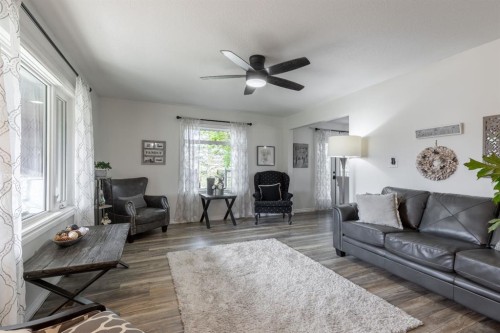 339 2 Avenue East, Cardston, AB 
