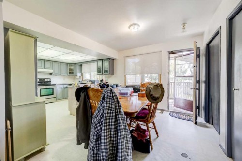 2103 10A Street, Coaldale, AB 