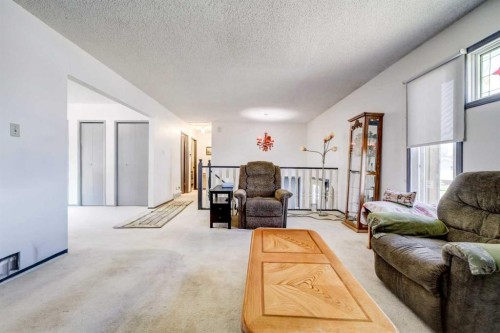 2103 10A Street, Coaldale, AB 