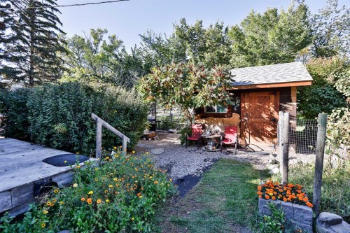 731 14 Street North, Lethbridge, AB 
