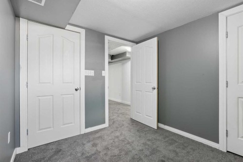 2811 13 Avenue South, Lethbridge, AB 