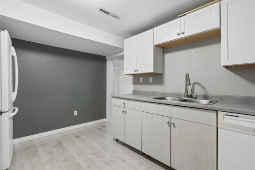 2811 13 Avenue South, Lethbridge, AB 