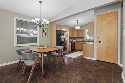 2811 13 Avenue South, Lethbridge, AB 