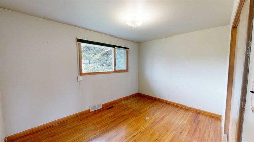 518 11 Street North, Lethbridge, AB 