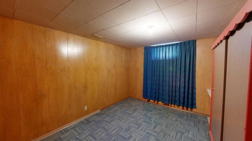 518 11 Street North, Lethbridge, AB 