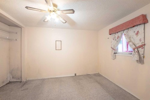 1207 41 Avenue North, Lethbridge, AB 