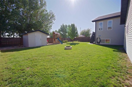 604 6 Street North, Vauxhall, AB 
