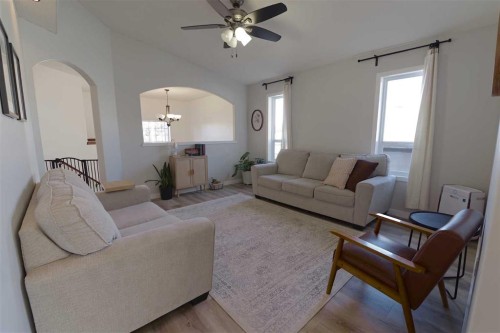 604 6 Street North, Vauxhall, AB 