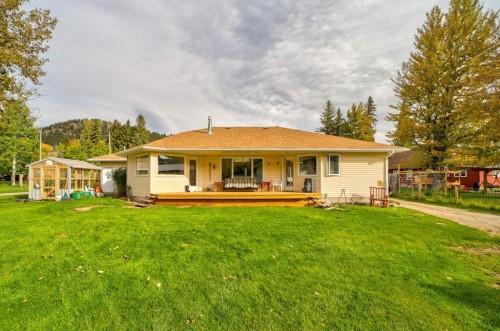 6018 16 Avenue, Coleman, AB 