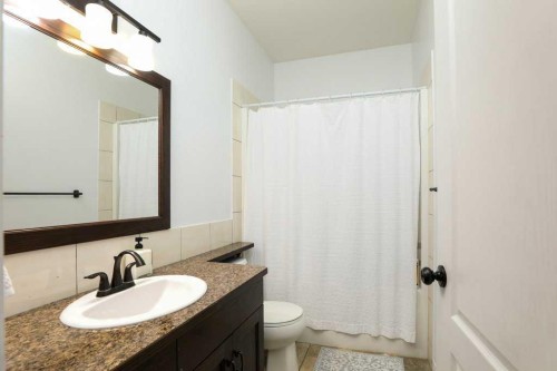 259 Gateway Manor S, Lethbridge, AB 