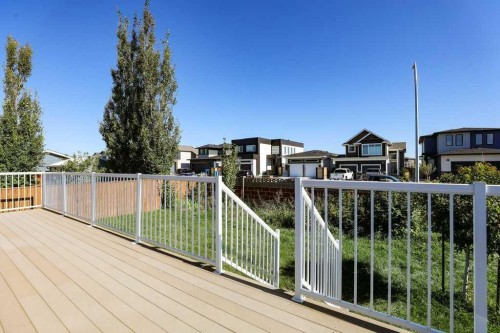 259 Gateway Manor S, Lethbridge, AB 