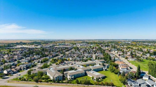 259 Gateway Manor S, Lethbridge, AB 