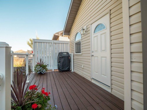 385 Thyrza Burkitt Link North, Lethbridge, AB 