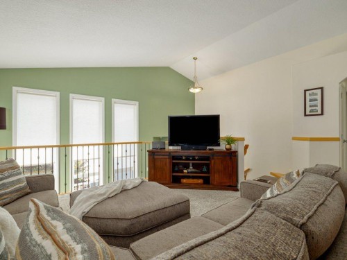 385 Thyrza Burkitt Link North, Lethbridge, AB 