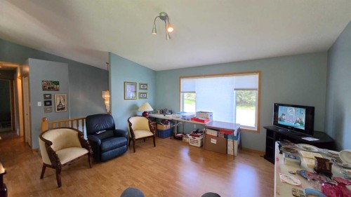 801 1 Street Ne, Milk River, AB 