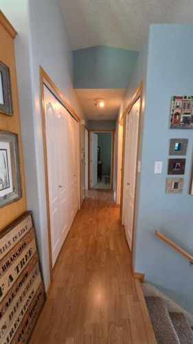 801 1 Street Ne, Milk River, AB 