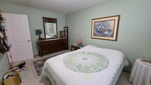 801 1 Street Ne, Milk River, AB 