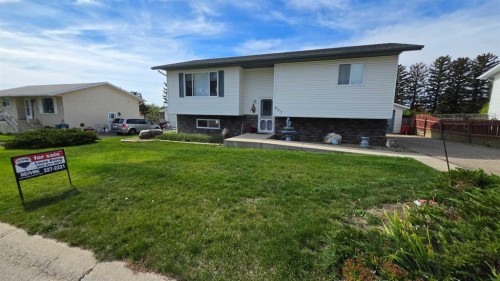 801 1 Street Ne, Milk River, AB 