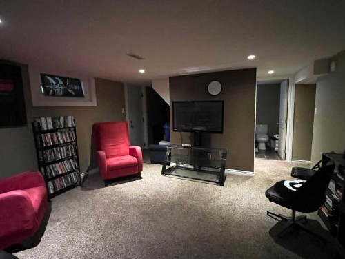 240 20 Street North, Lethbridge, AB 