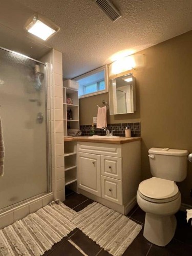 240 20 Street North, Lethbridge, AB 