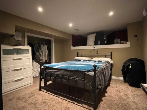 240 20 Street North, Lethbridge, AB 