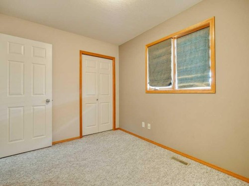 83 Rivergreen Road West, Lethbridge, AB 