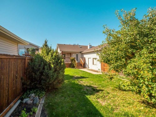 83 Rivergreen Road West, Lethbridge, AB 