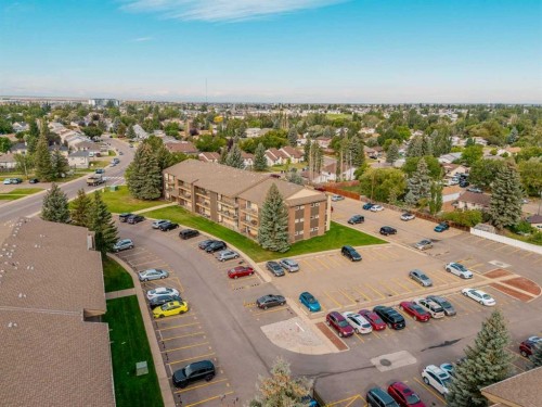 310-405 Columbia Boulevard West, Lethbridge, AB 