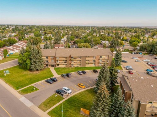 310-405 Columbia Boulevard West, Lethbridge, AB 