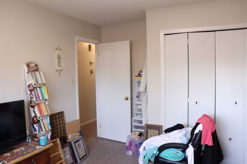 48 Jerry Potts Boulevard West, Lethbridge, AB 