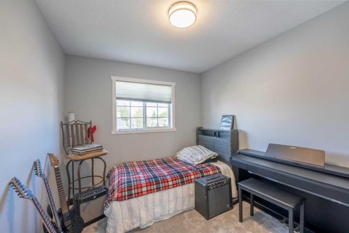 53 Peigan Court West, Lethbridge, AB 