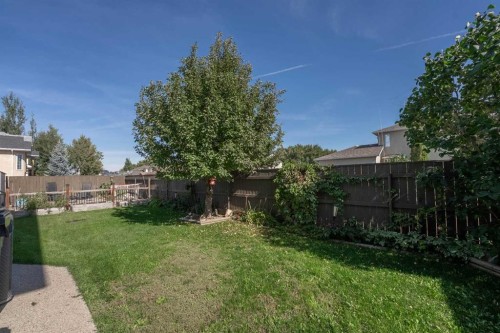 53 Peigan Court West, Lethbridge, AB 